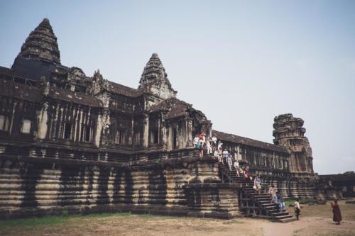 Cambodge -  Angkor Vat - Le moine qui photographiait les touristes
